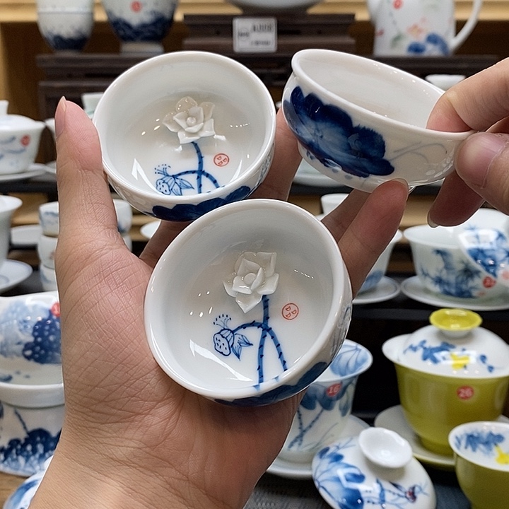 手绘浮雕杯子三个装60cc釉下彩微瑕福利款