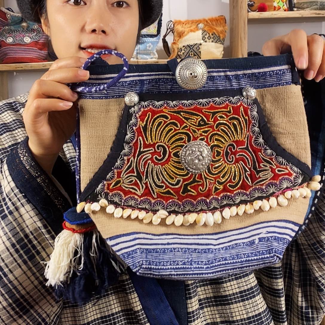 织绣手工制作工艺包包