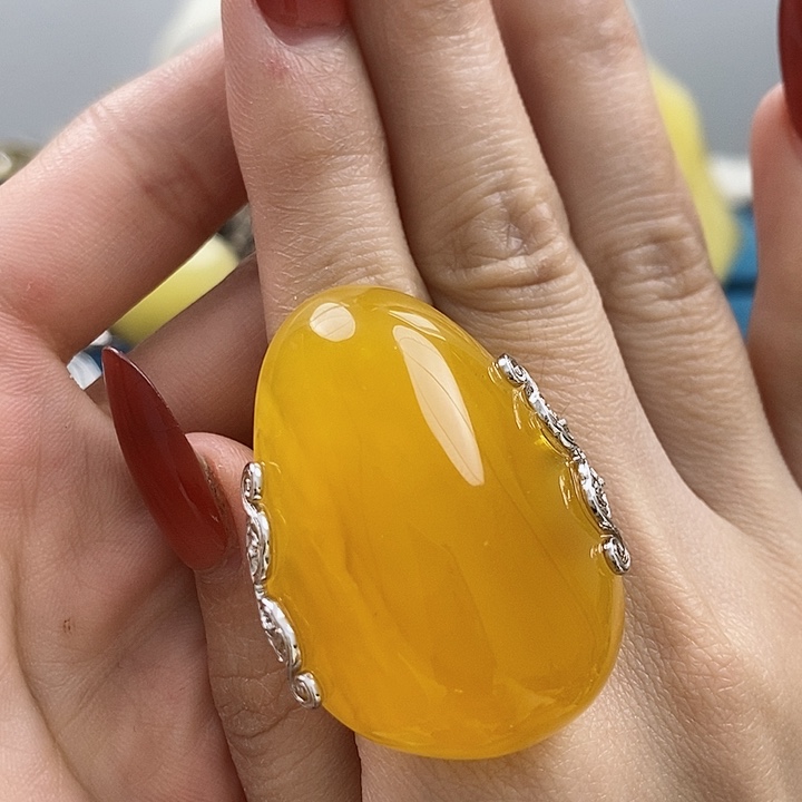 琥珀戒指银S925镶嵌戒指