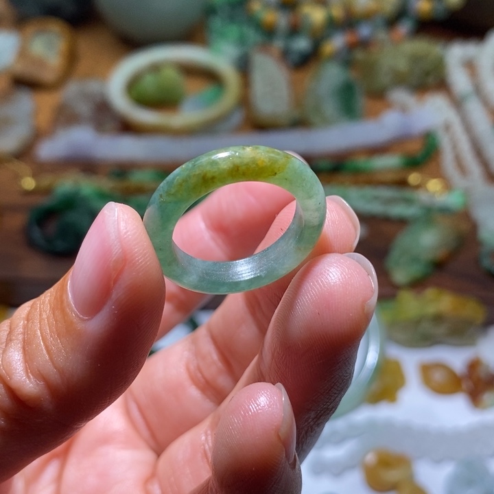 琉***璃定制翡翠未镶嵌毛货