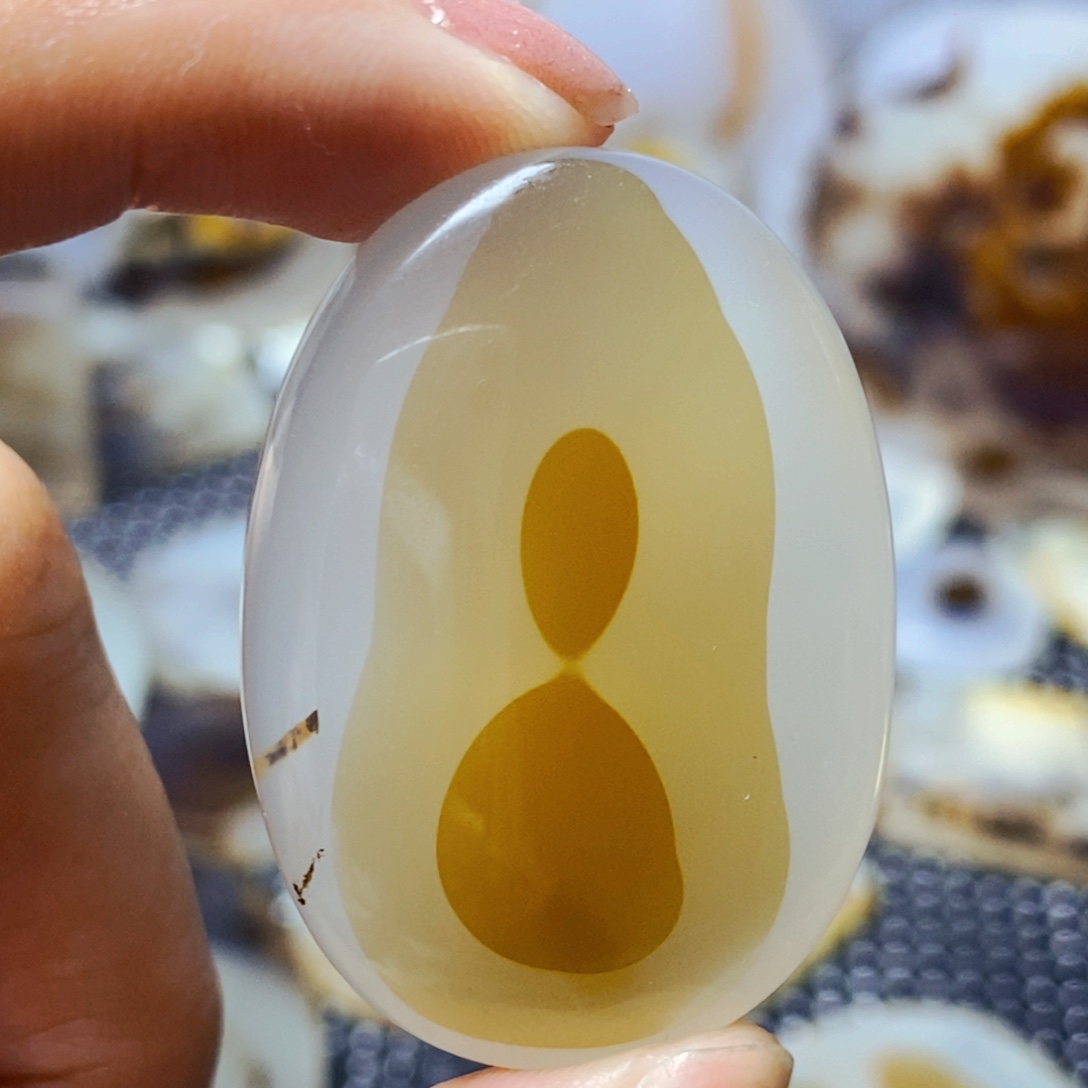 玛瑙/玉髓未镶嵌珠宝半成品