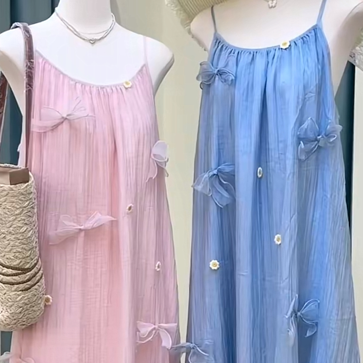 法式甜美立体花朵吊带连衣裙夏季新款网纱度假裙