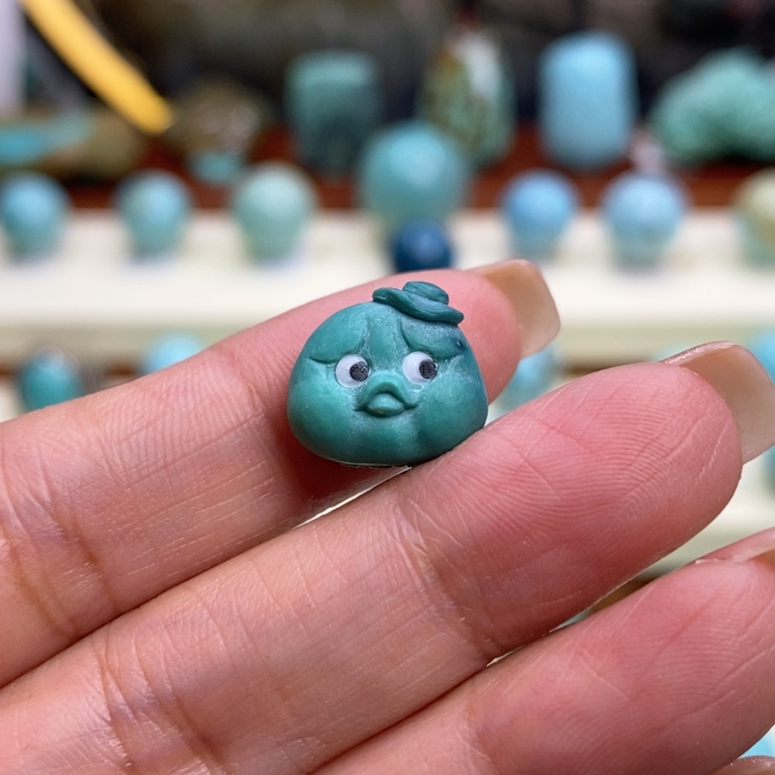 绿松石未镶嵌珠宝奇石