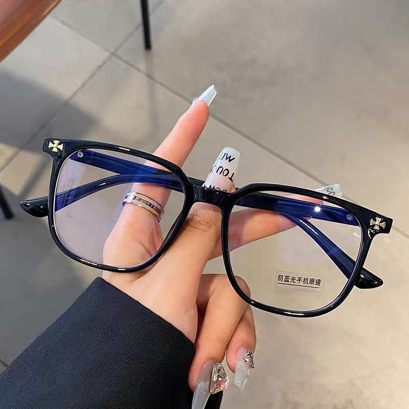黑框素颜克罗显脸小眼镜框近视配镜防蓝光防辐射男女通用