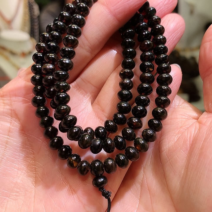 琥珀裸石未镶嵌翳珀