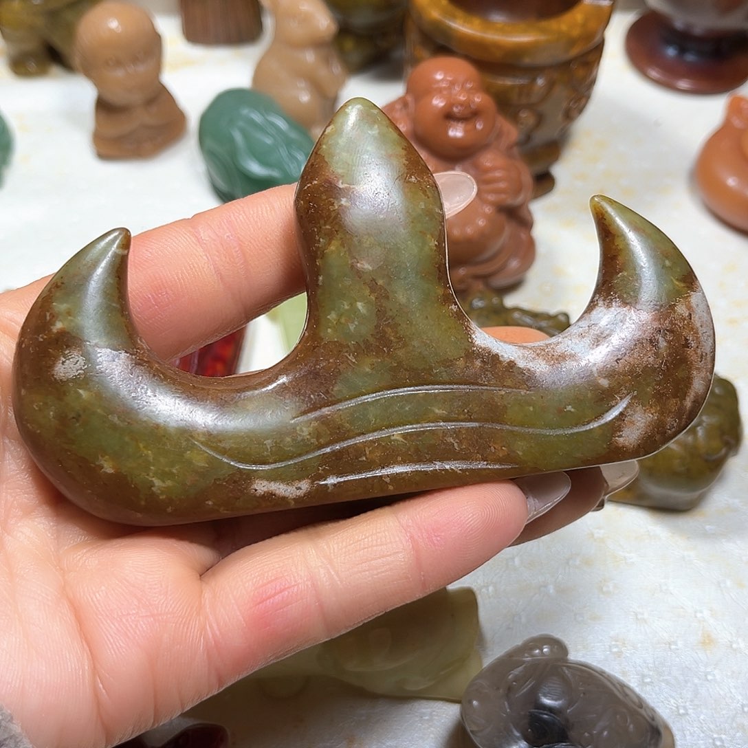 白玉菩提吊坠白玉菩提吊坠