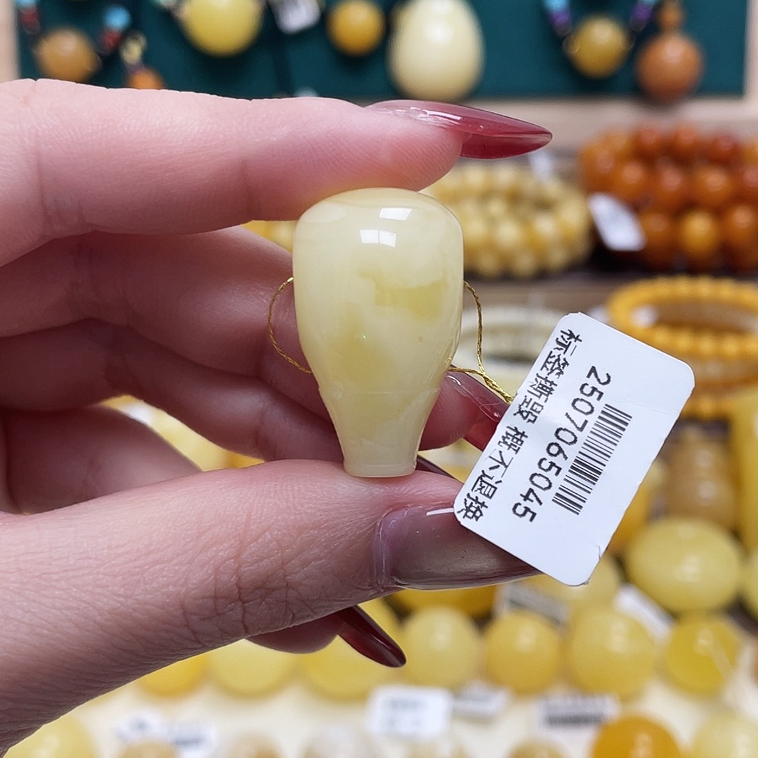 蜜蜡未镶嵌珠宝奇石16.9*29.1*15.7mm三通