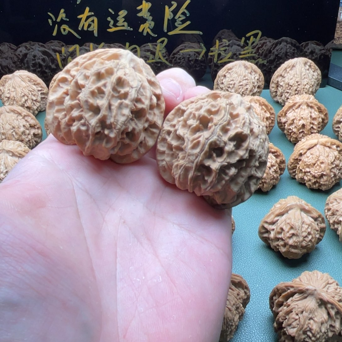 核桃把件阿****塔43全品苹果园