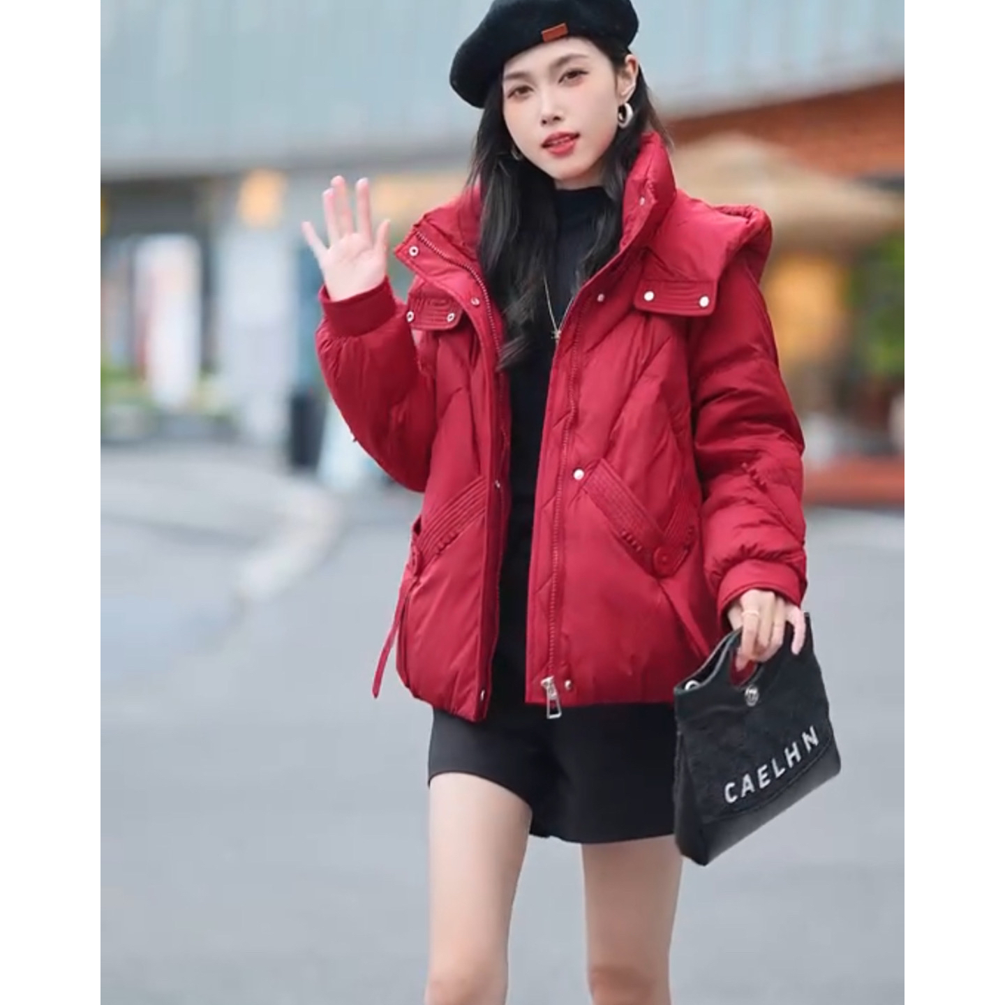 【源佳佳服饰】【9812】2025冬季百搭精品连帽短款白鸭绒羽绒服