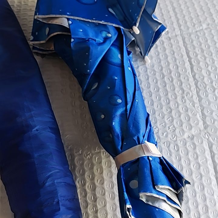 头伞发一个小号的伞