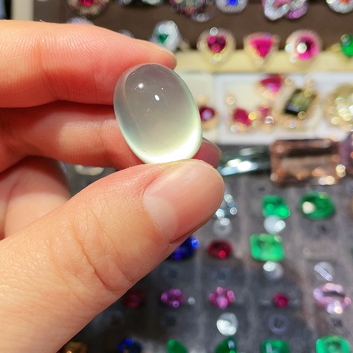 葡萄石裸石未镶嵌34.94ct