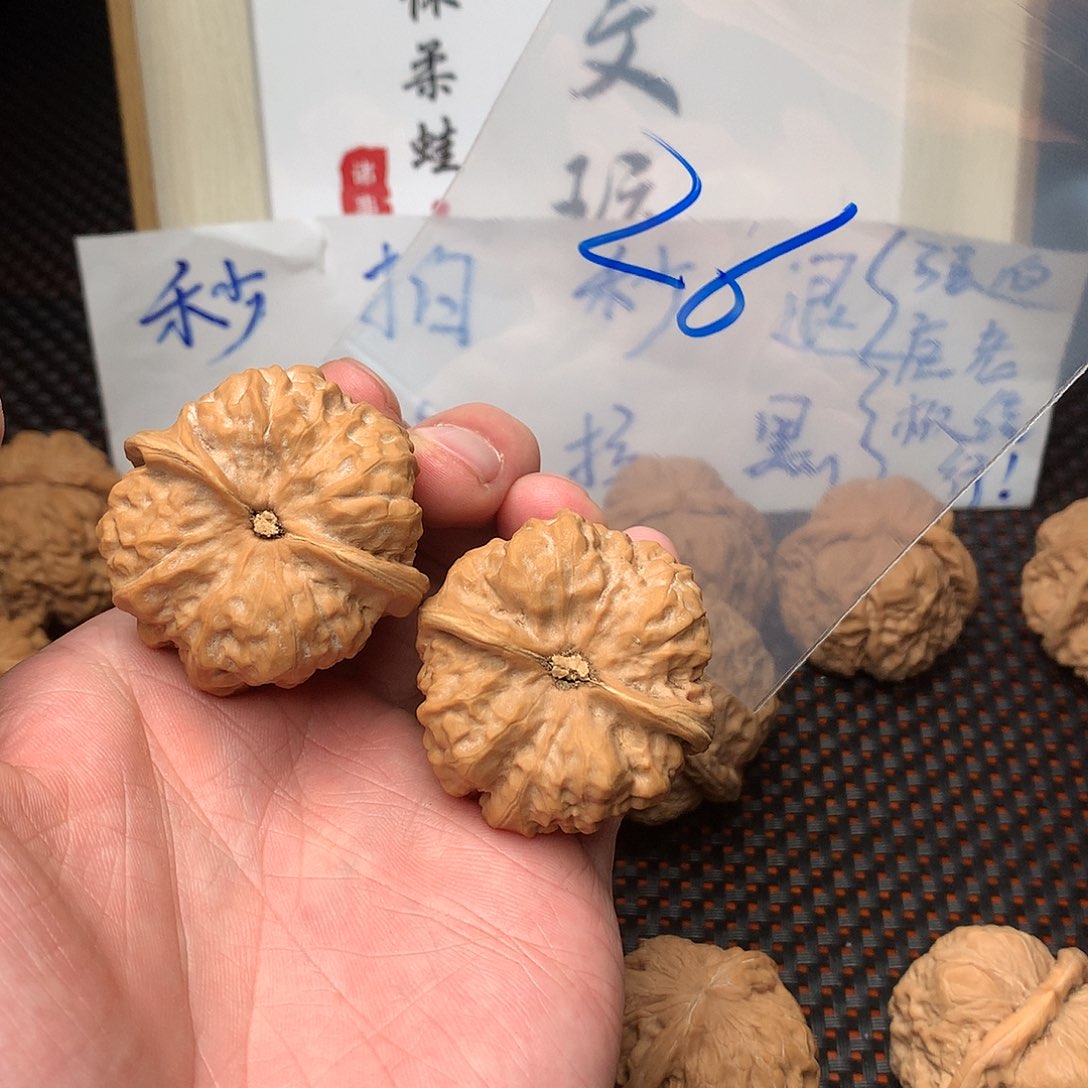 文玩核桃把件八方客文玩111111