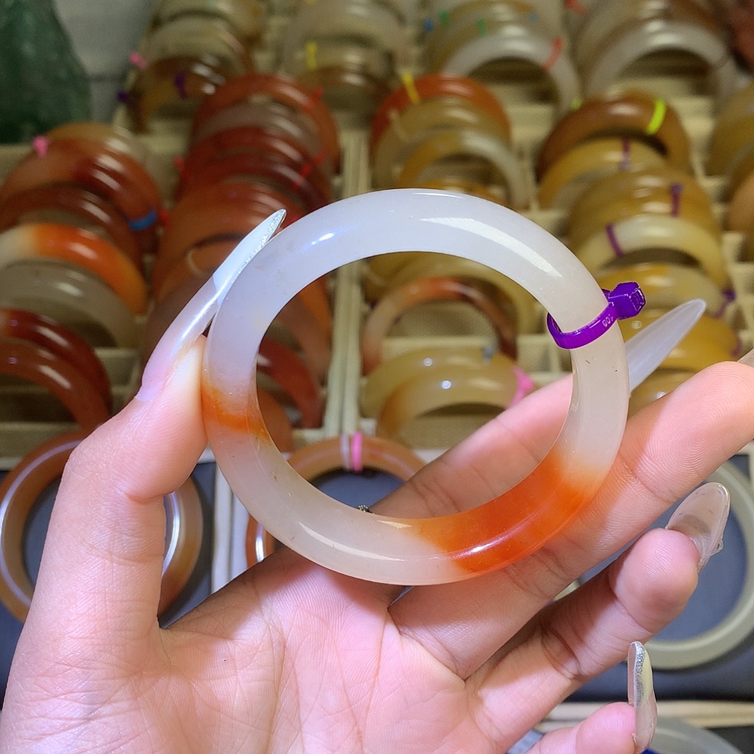 石英质玉（黄龙玉）未镶嵌手镯