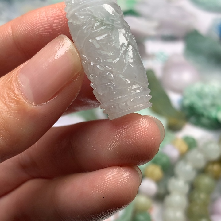 定制翡翠未镶嵌翡翠