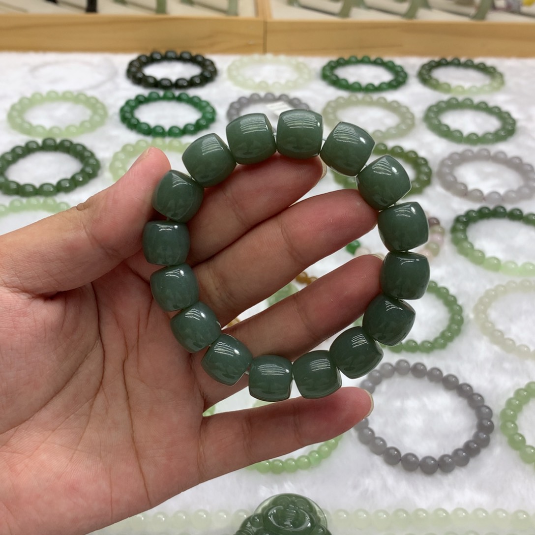 手串未镶嵌和田玉（直切且末蓝14）