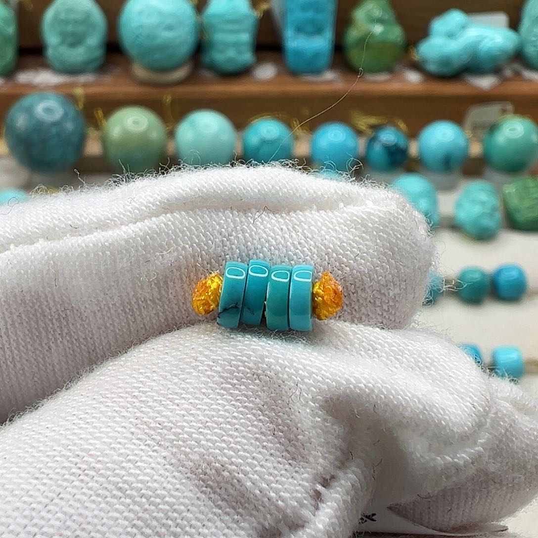 未镶嵌绿松石珠宝奇石