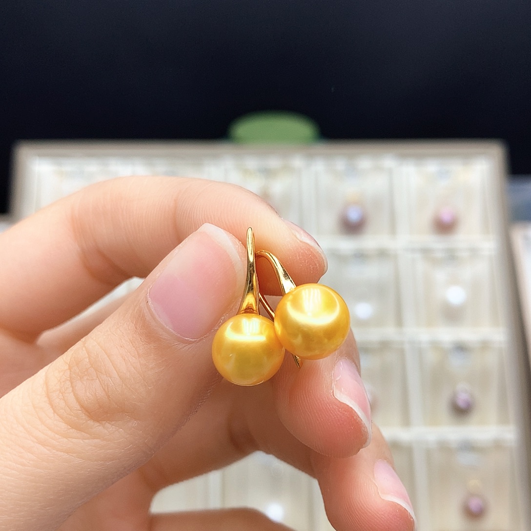 淡水珍珠颈饰合金
