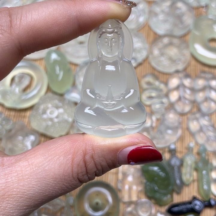 蛇纹石玉颈饰未镶嵌W***y