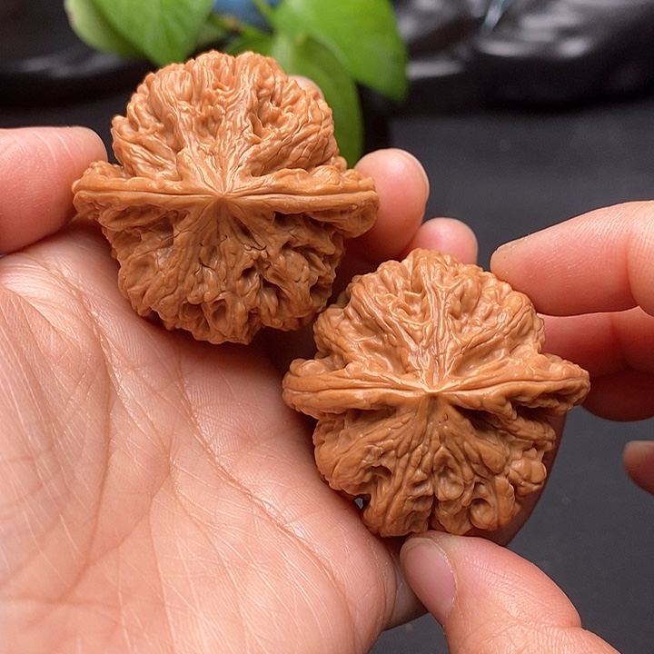 文玩核桃把件粗筋43尺
