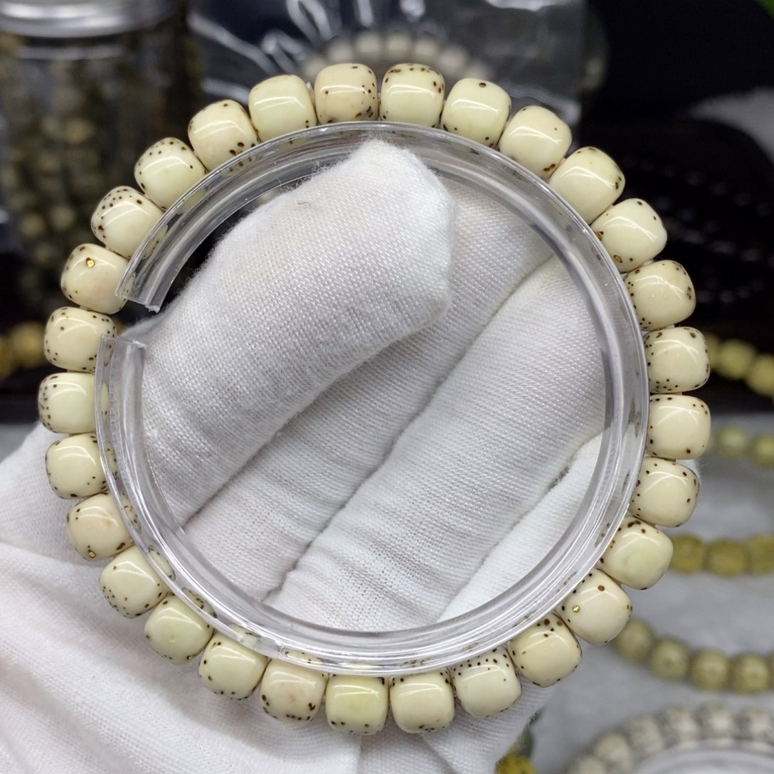 星月菩提吊坠石玉料8/7河豚福利款