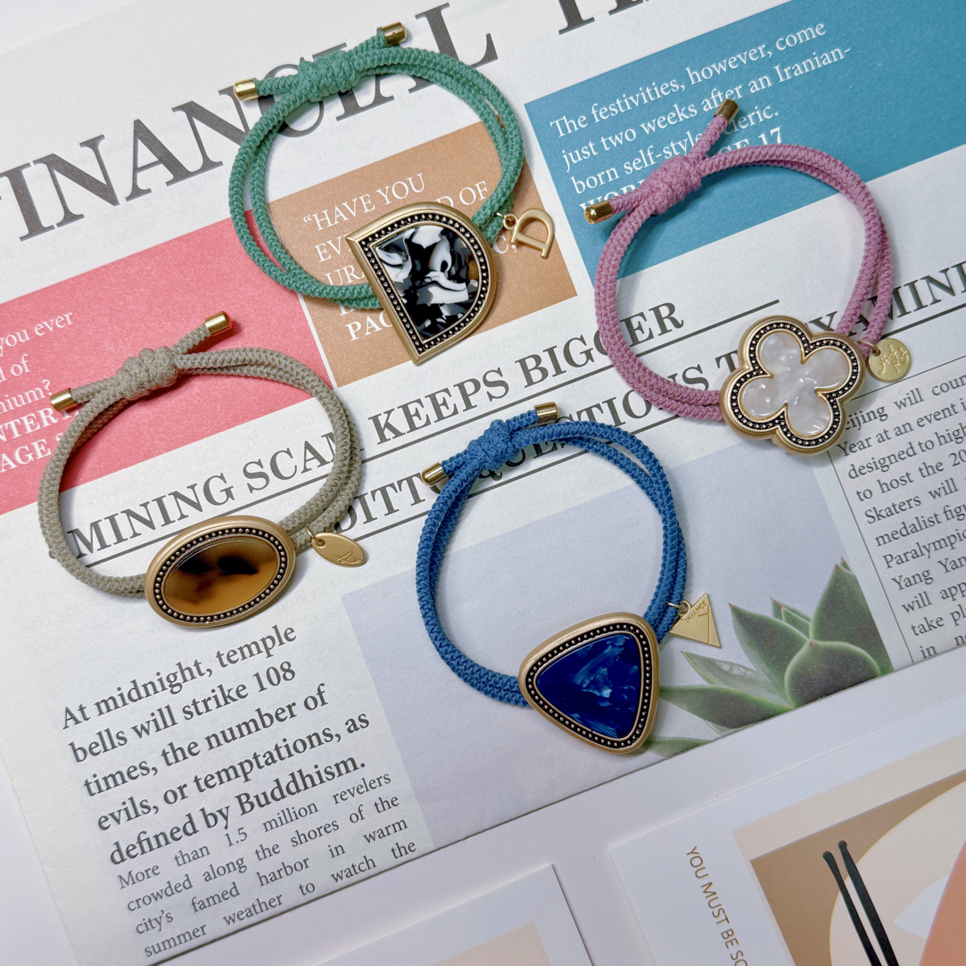 4色编织头绳｜复古纹理吊坠，温柔氛围感拉满