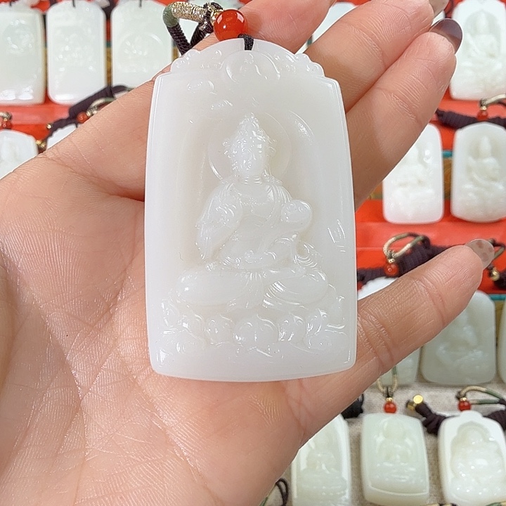 狗***熊和田玉未镶嵌吊坠(赠链)