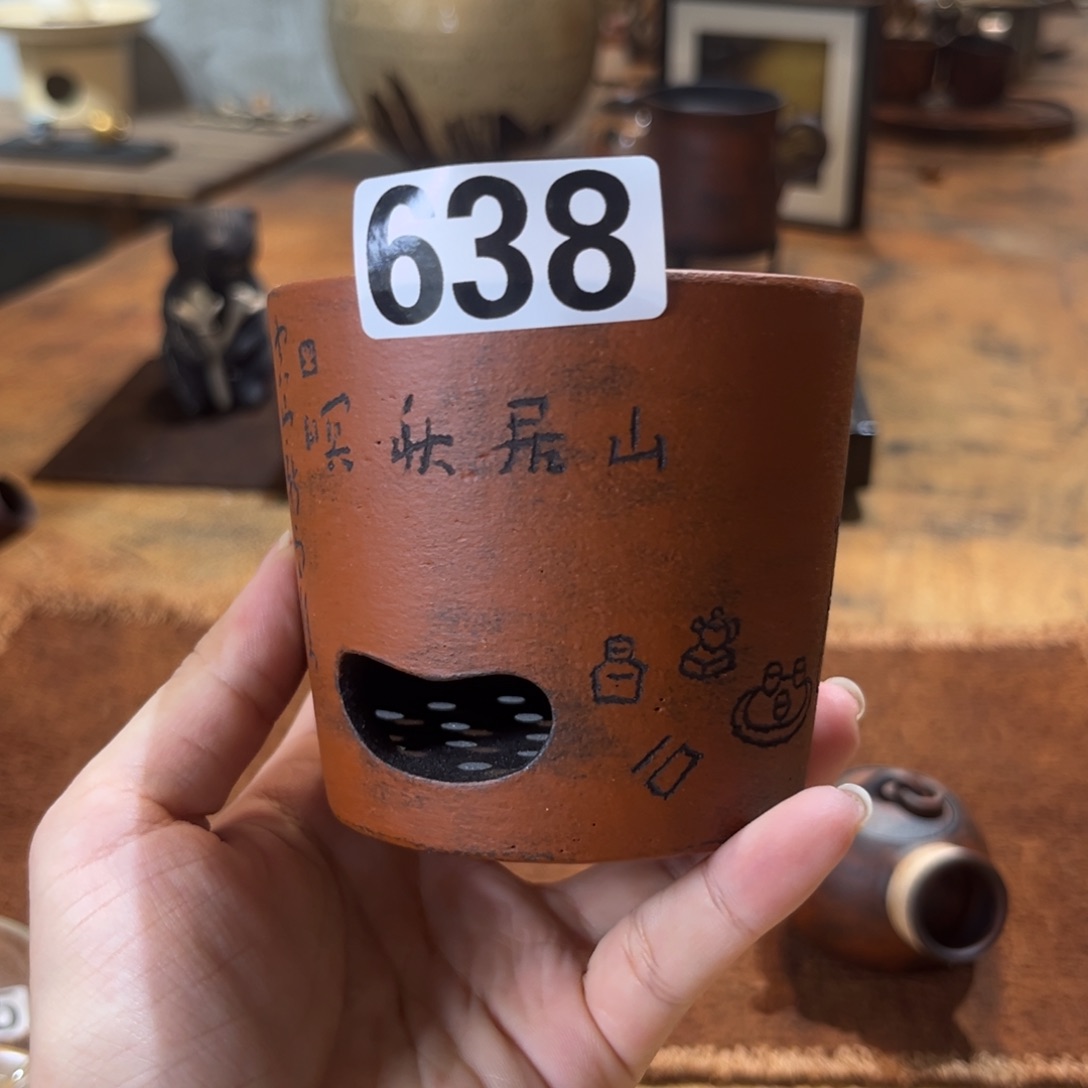 景德镇鱼和熊手工陶艺