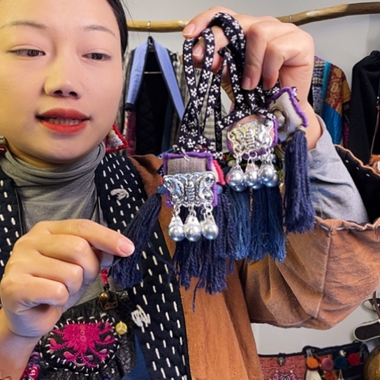 织绣手工制作工艺包挂