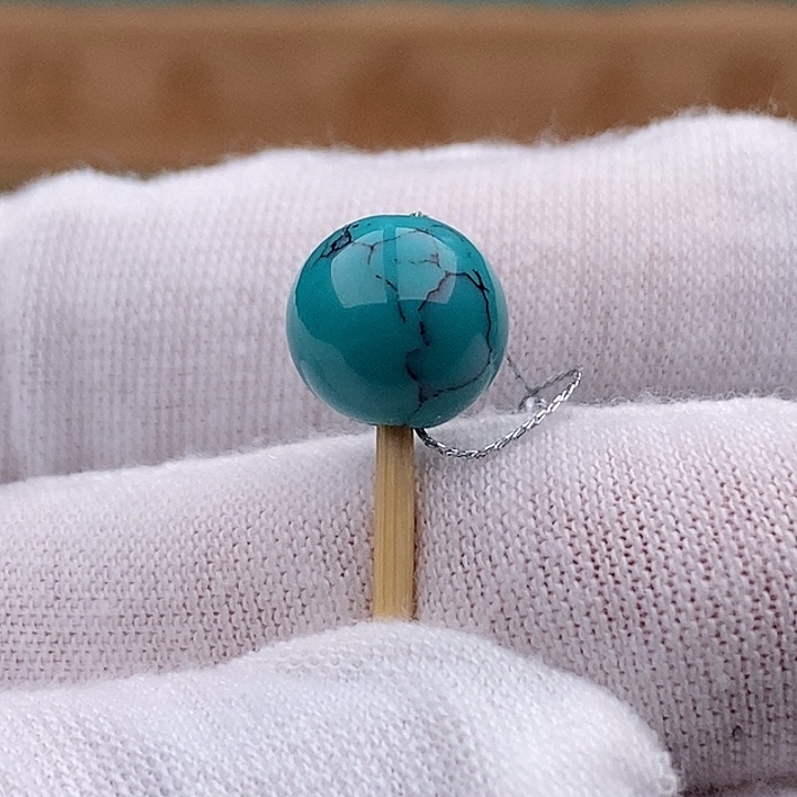 逗***芽绿松石未镶嵌珠宝奇石