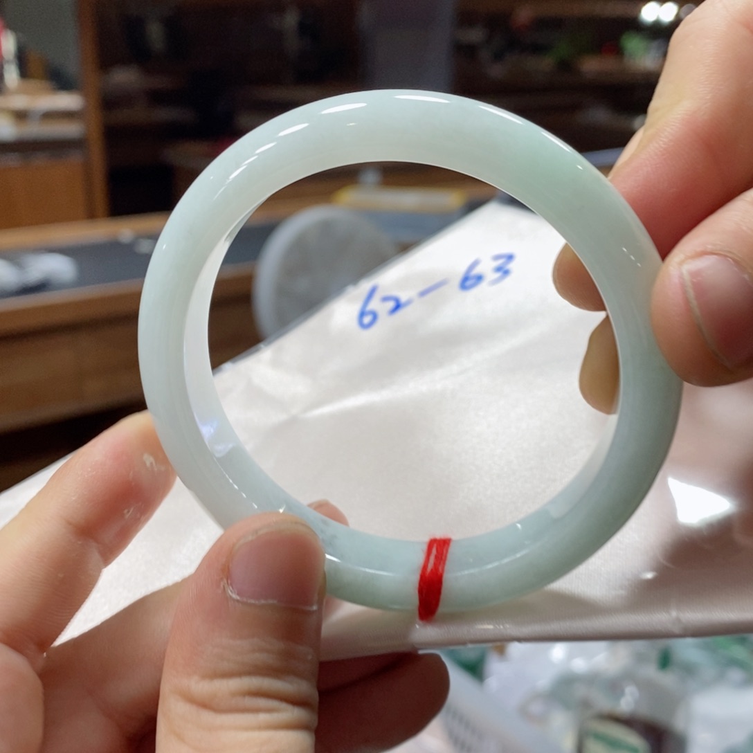 未镶嵌手镯翡翠翡翠