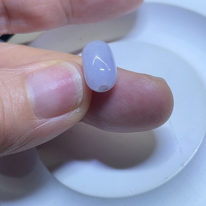 翡翠未镶嵌颈饰紫罗兰路路通