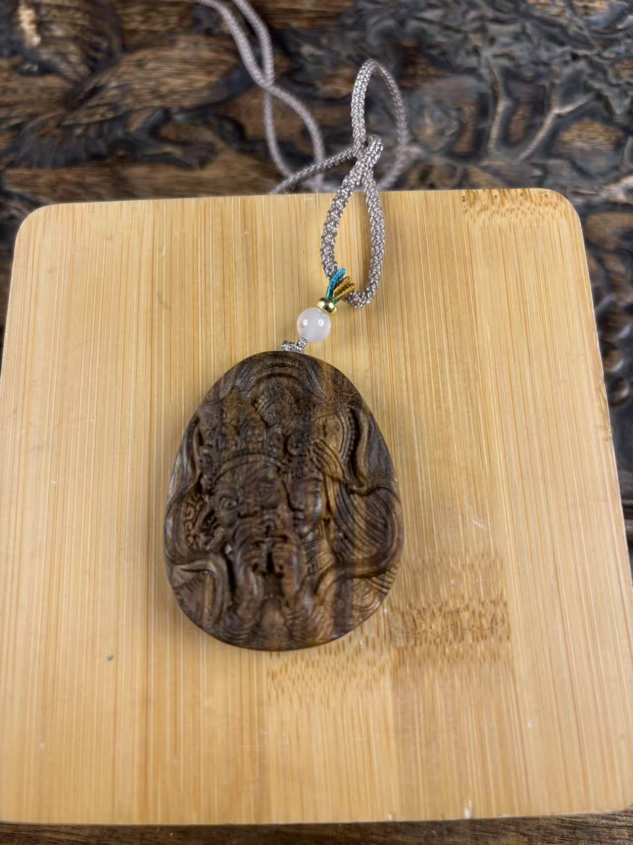 佛牌吊坠滴血莲花菩提