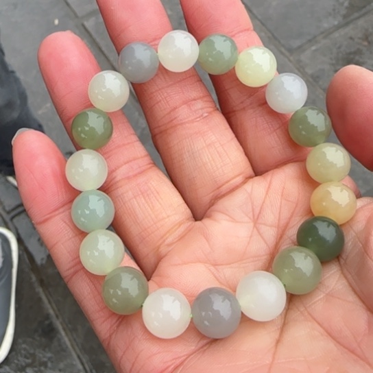 和田玉手链未镶嵌卡10多宝，无包容，多样性发一