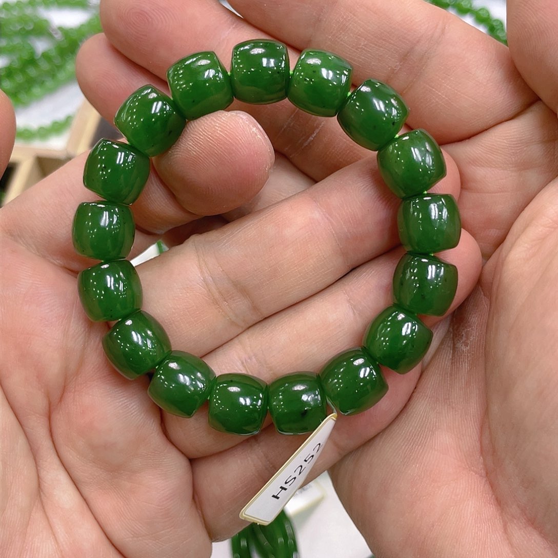 和田玉（碧玉）手链未镶嵌