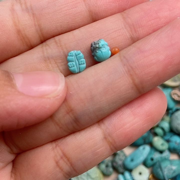 南红玛瑙未镶嵌珠宝奇石