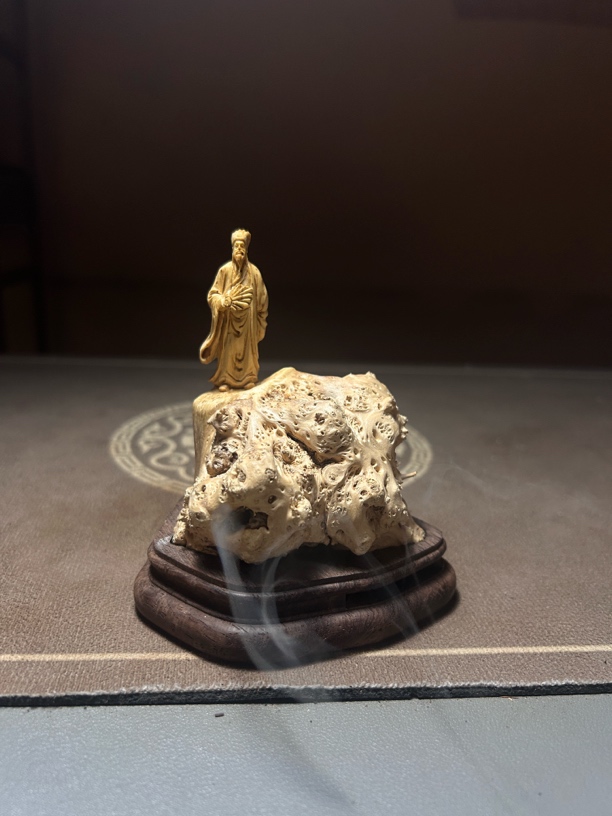 黄杨木瘤经典历史人物诸葛亮香炉摆件