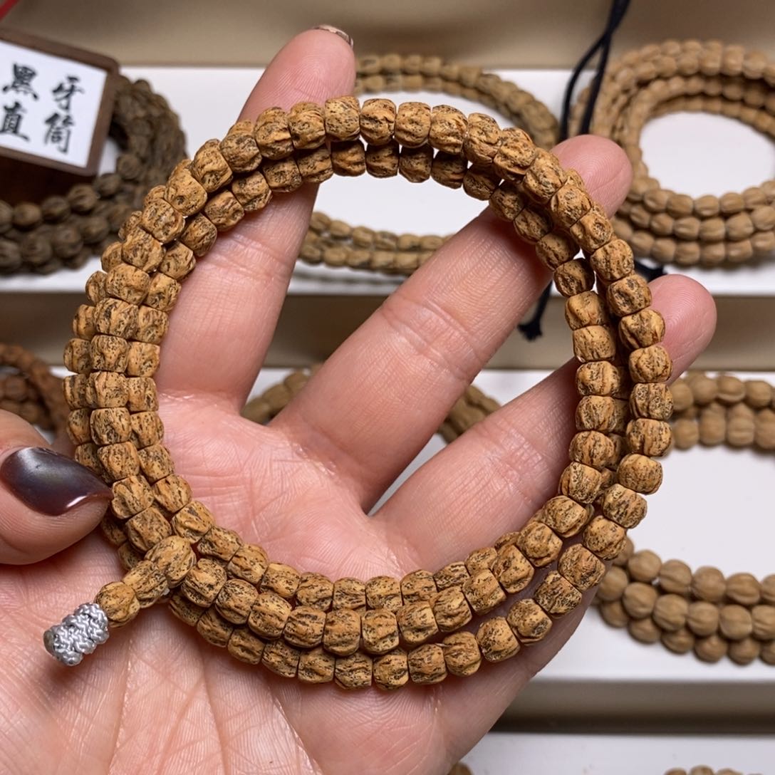 柏香籽/百香籽吊坠