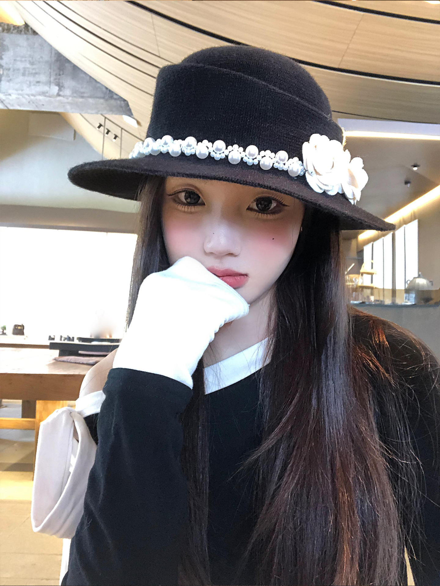 千金风百搭气质出游显脸小渔夫帽子女法式赫本风花朵珍珠优雅礼帽