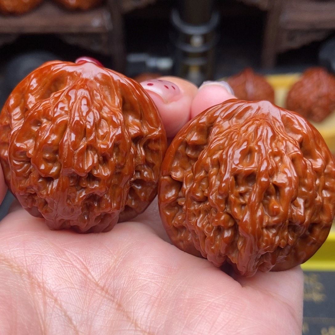 文玩核桃吊坠狮虎兽39