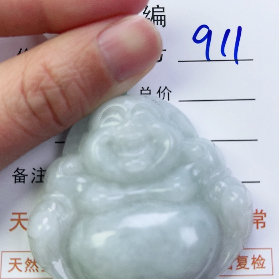 翡翠颈饰未镶嵌佛公