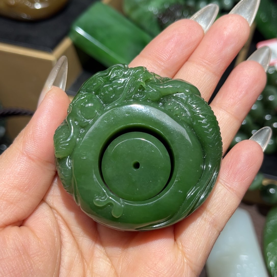 和田玉挂件未镶嵌