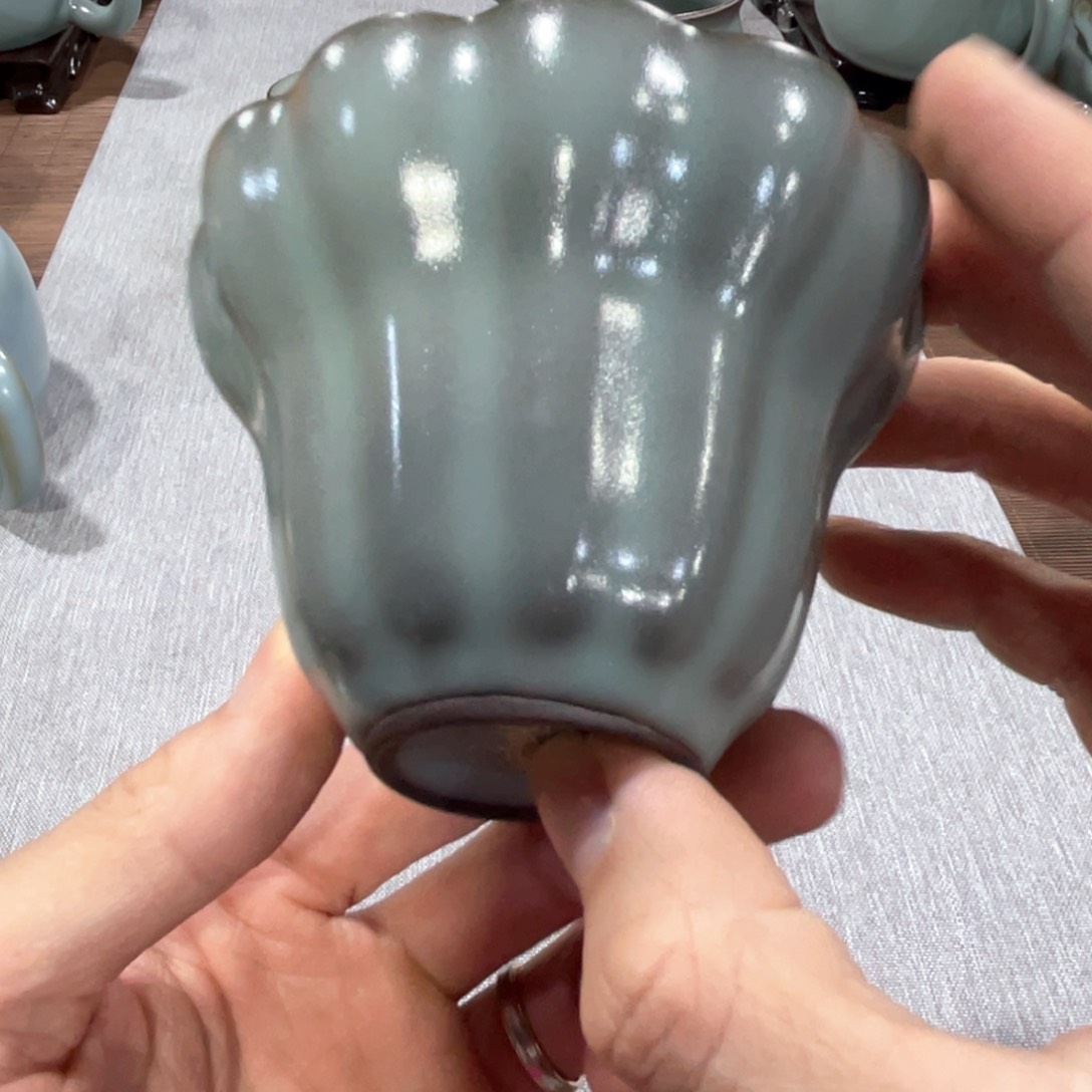 瓷片小微瑕。。。。。。。。。。。