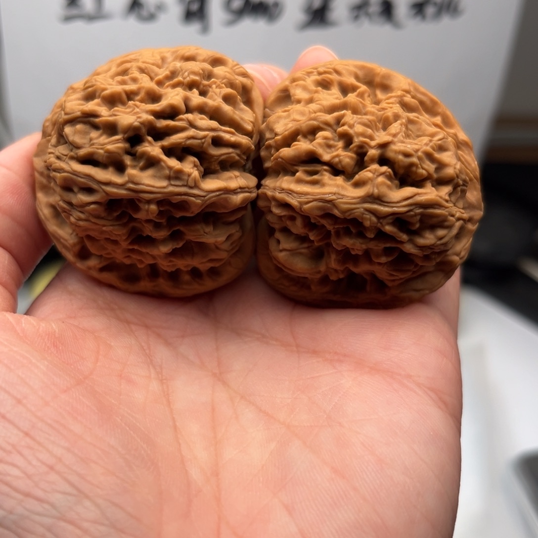 文玩核桃吊坠南疆44