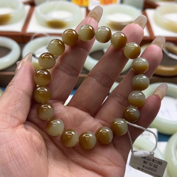 和田玉手串未镶嵌