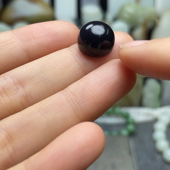 颈饰未镶嵌和田玉（糖玉）静**开