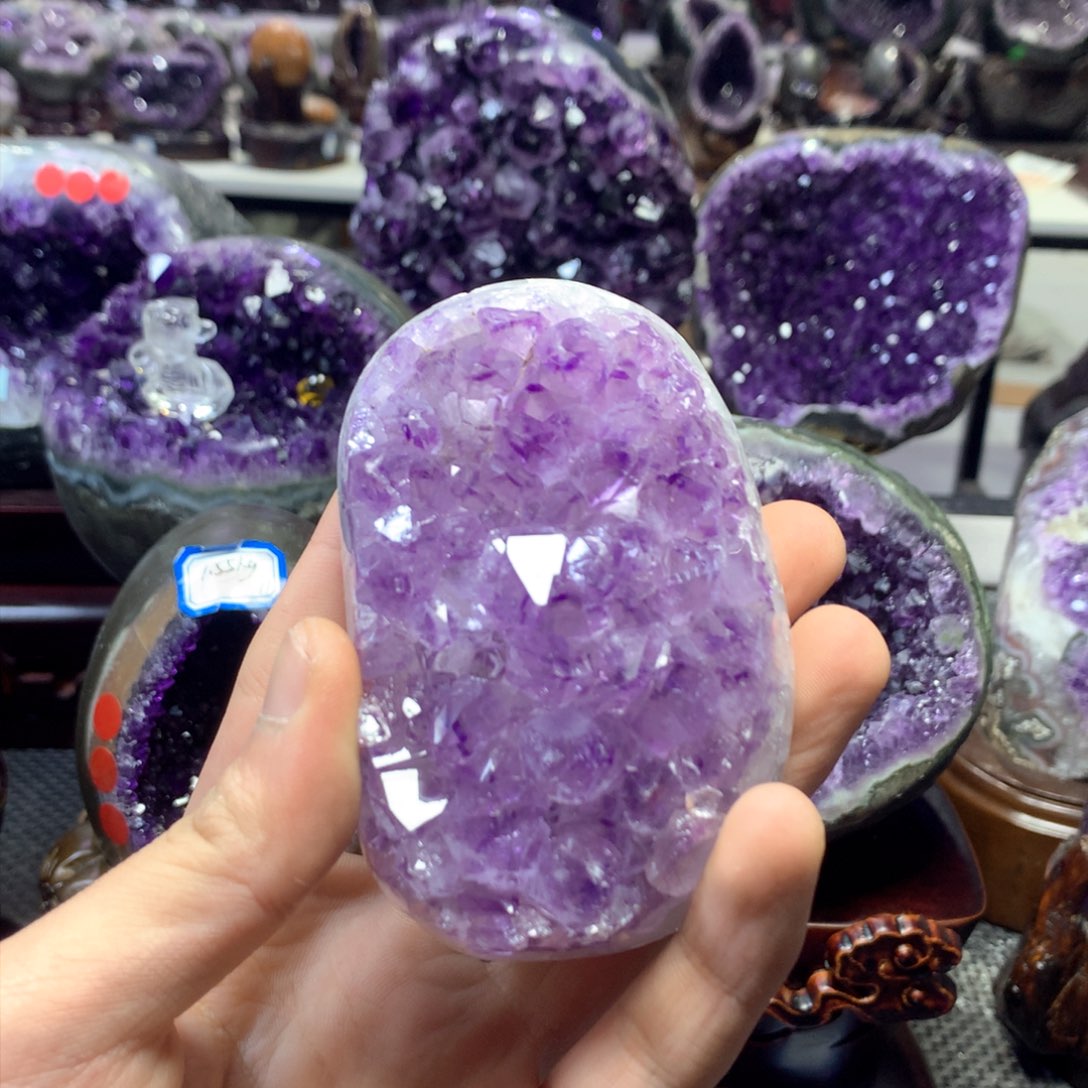 水晶小葛摆件未镶嵌