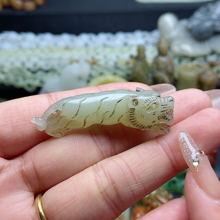 【闪购商品】和田玉颈饰未镶嵌诚***朱
