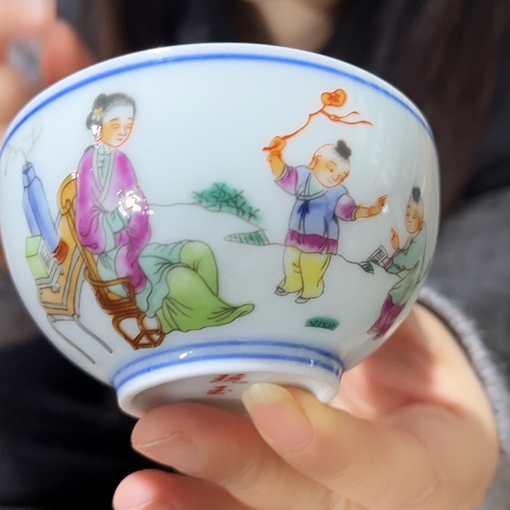 陶景德镇瓷器博物陈列中心主任