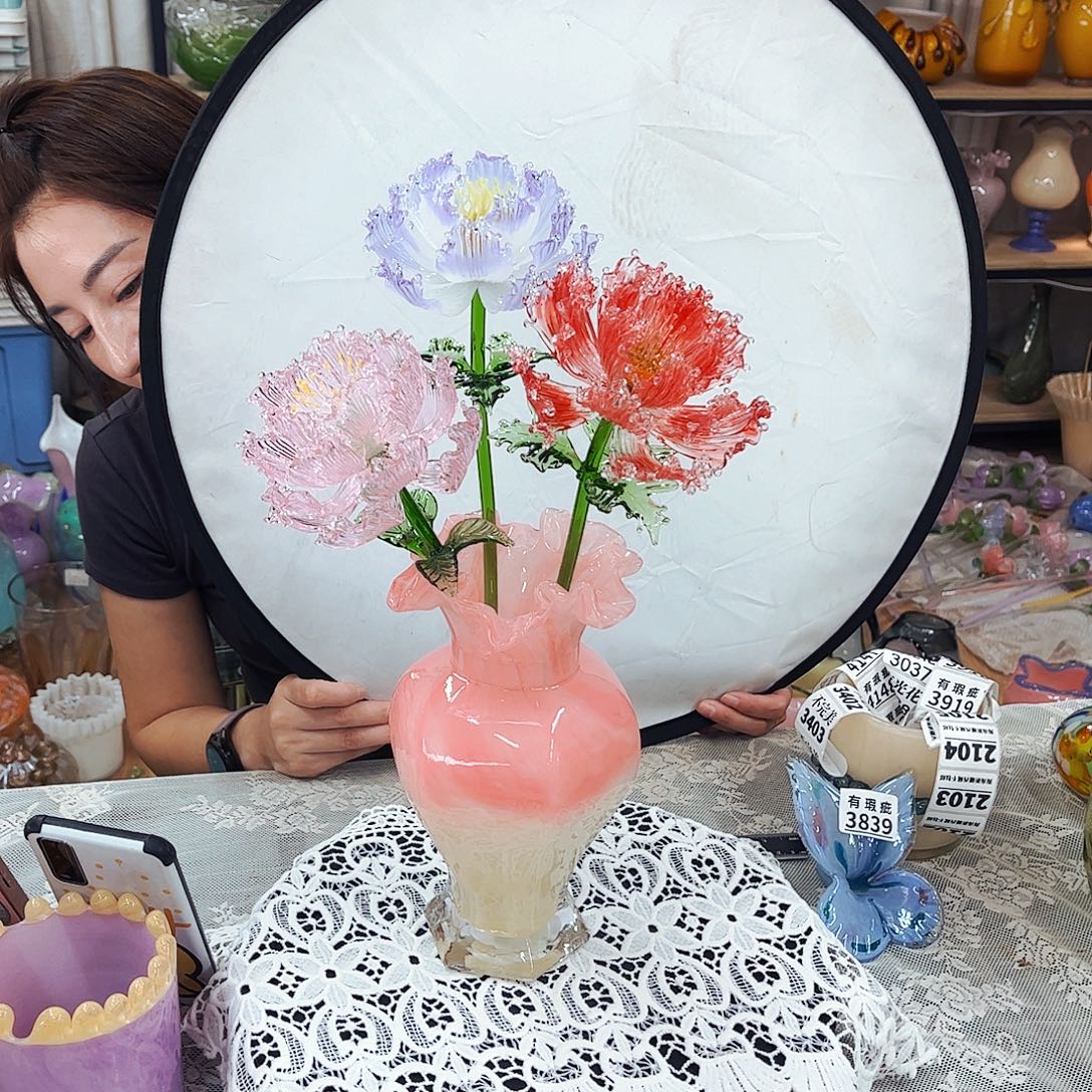 3朵花  家悦琉璃工艺品送瓶