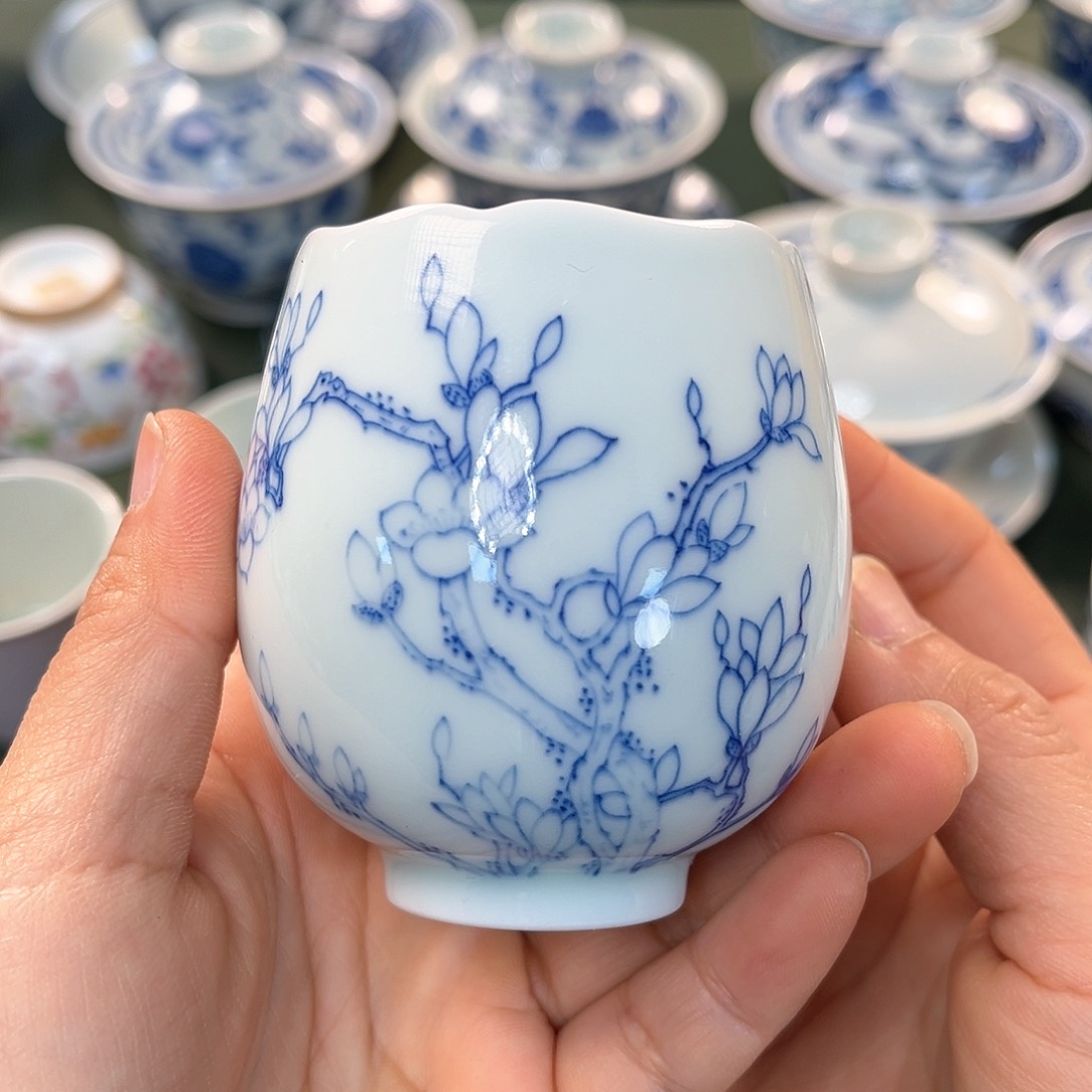 杯青花瓷器青花瓷器